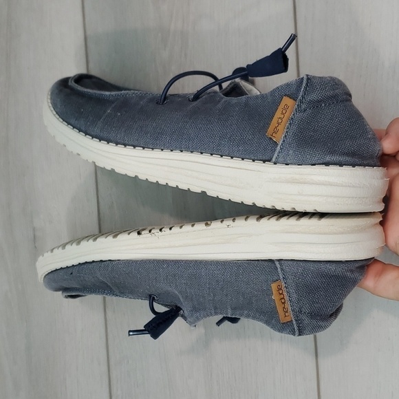 Hey Dude Womens Wendy Chambray Navy White Loafer Slip on shoes sz 9 - Picture 10 of 11